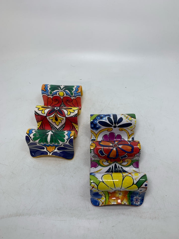 2 MELAMINE COLORFUL TACO HOLDERS.