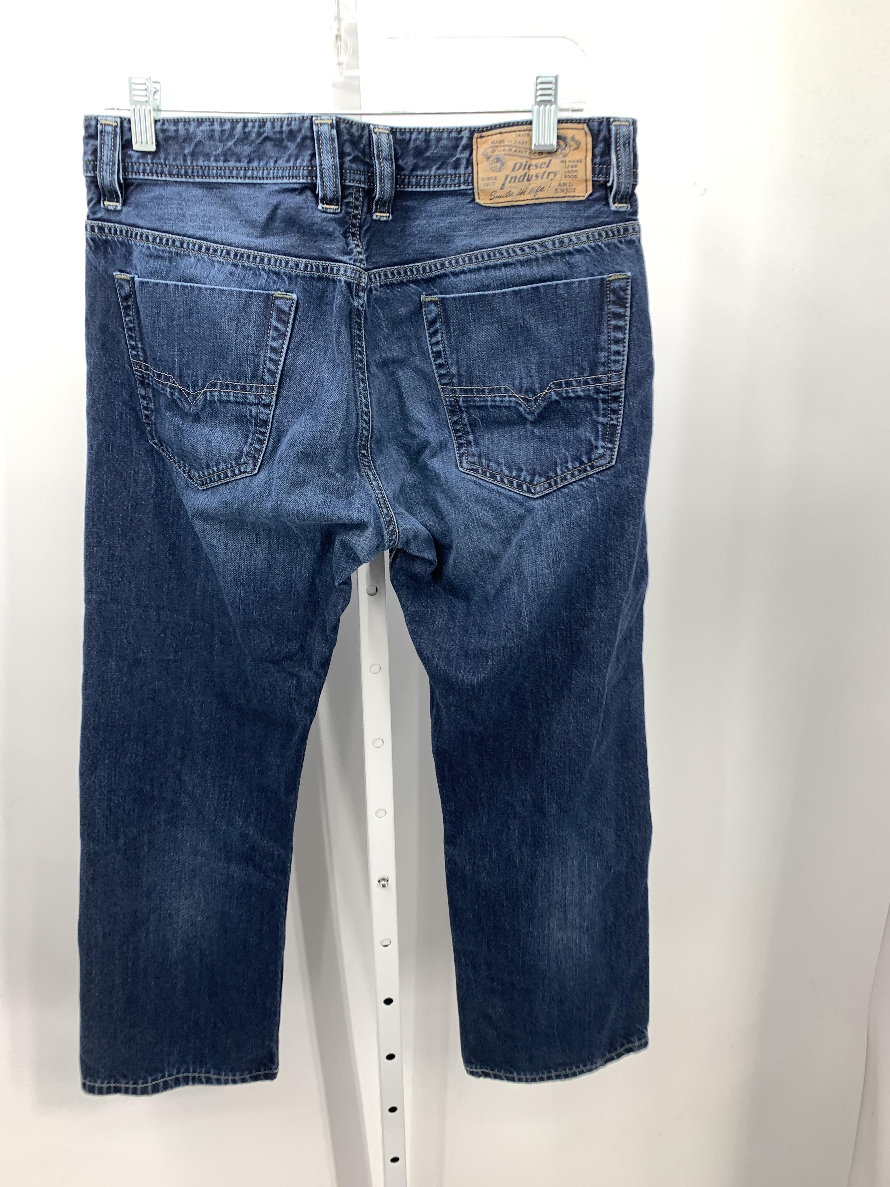 REGULAR STRAIGHT FIT