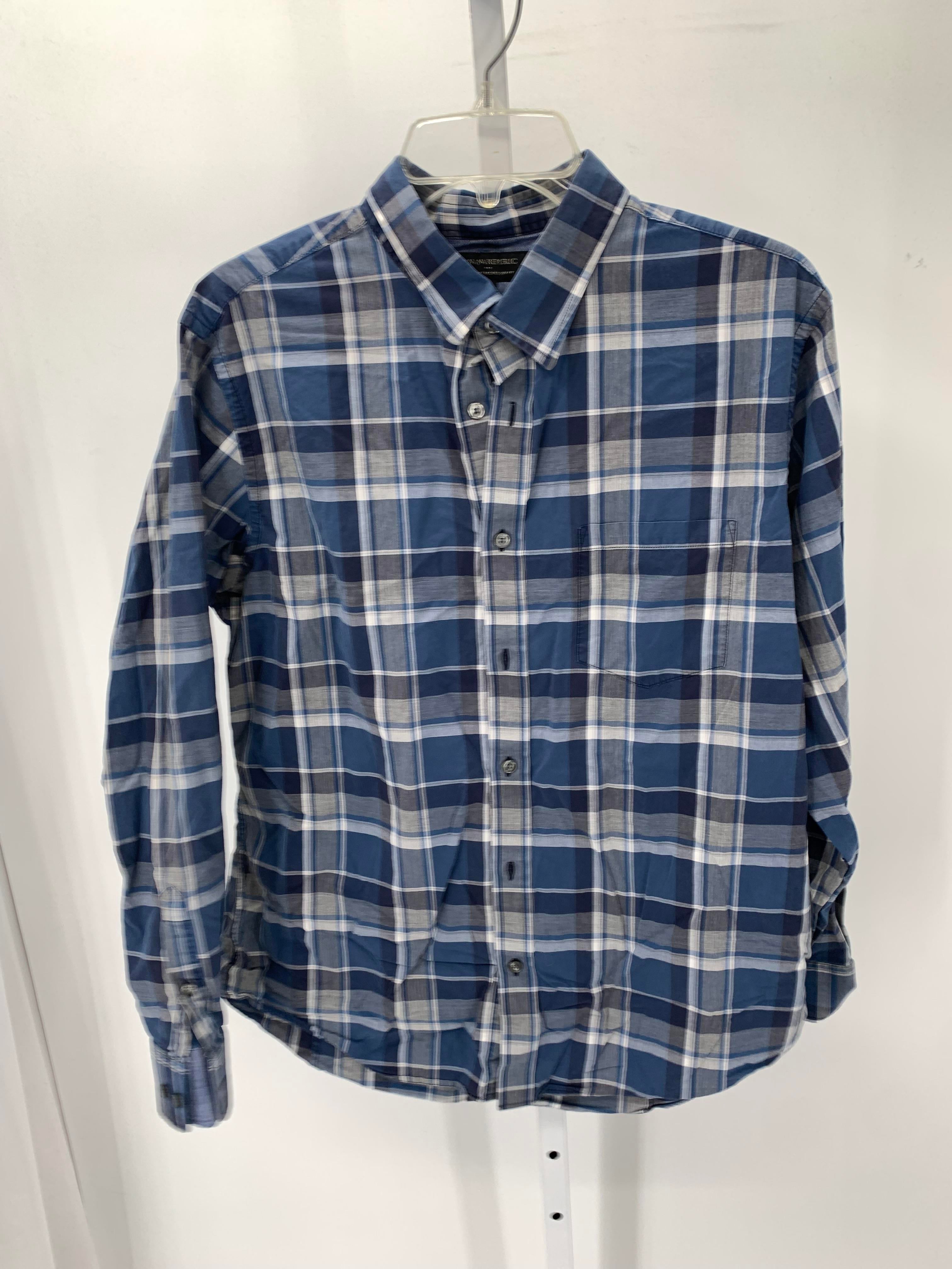 PLAID BTN DOWN