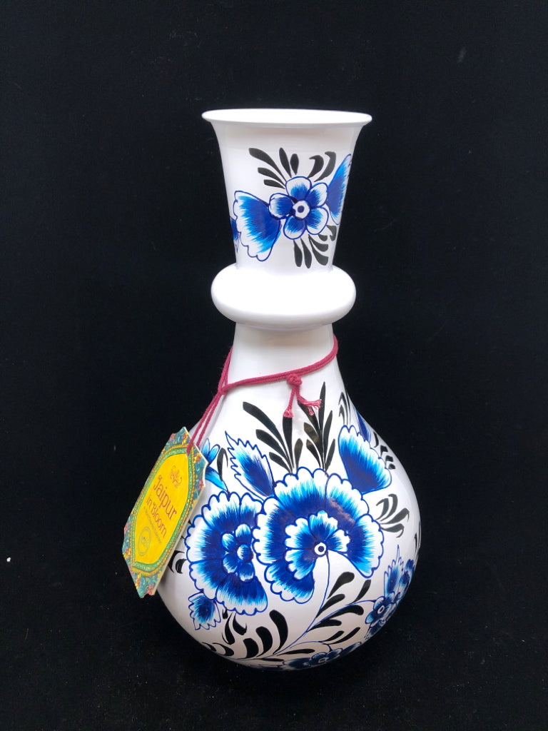 NWT JAIPUR IN BLOOM VASE.