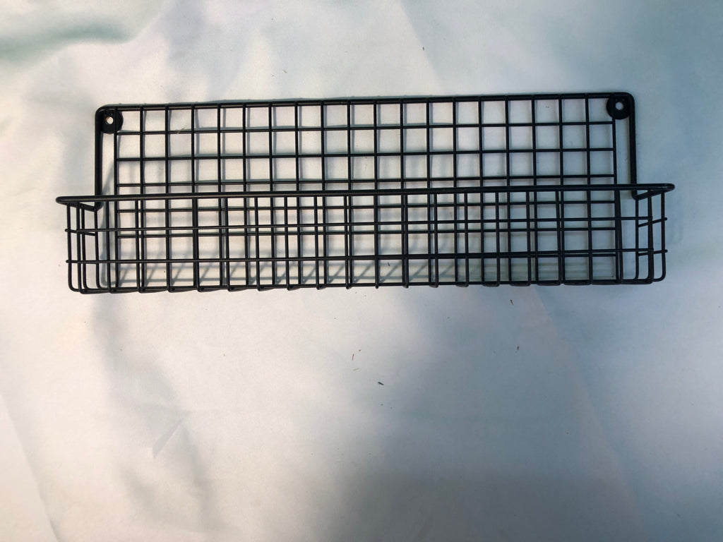 BLACK METAL WIRE SHELF.