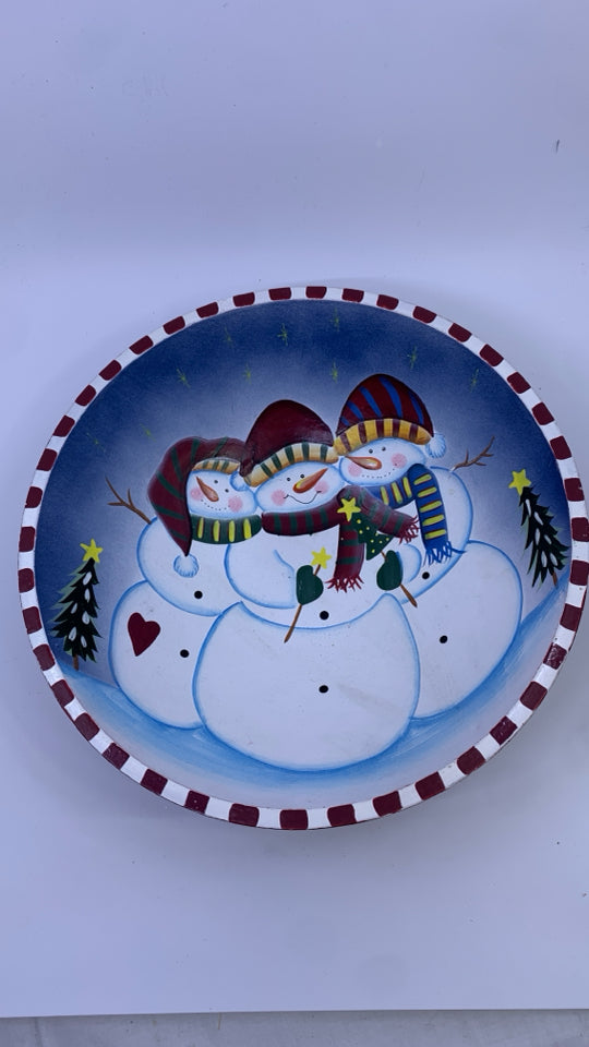 PRIMITIVE WOOD SNOWMAN DECORATIVE BOWL.