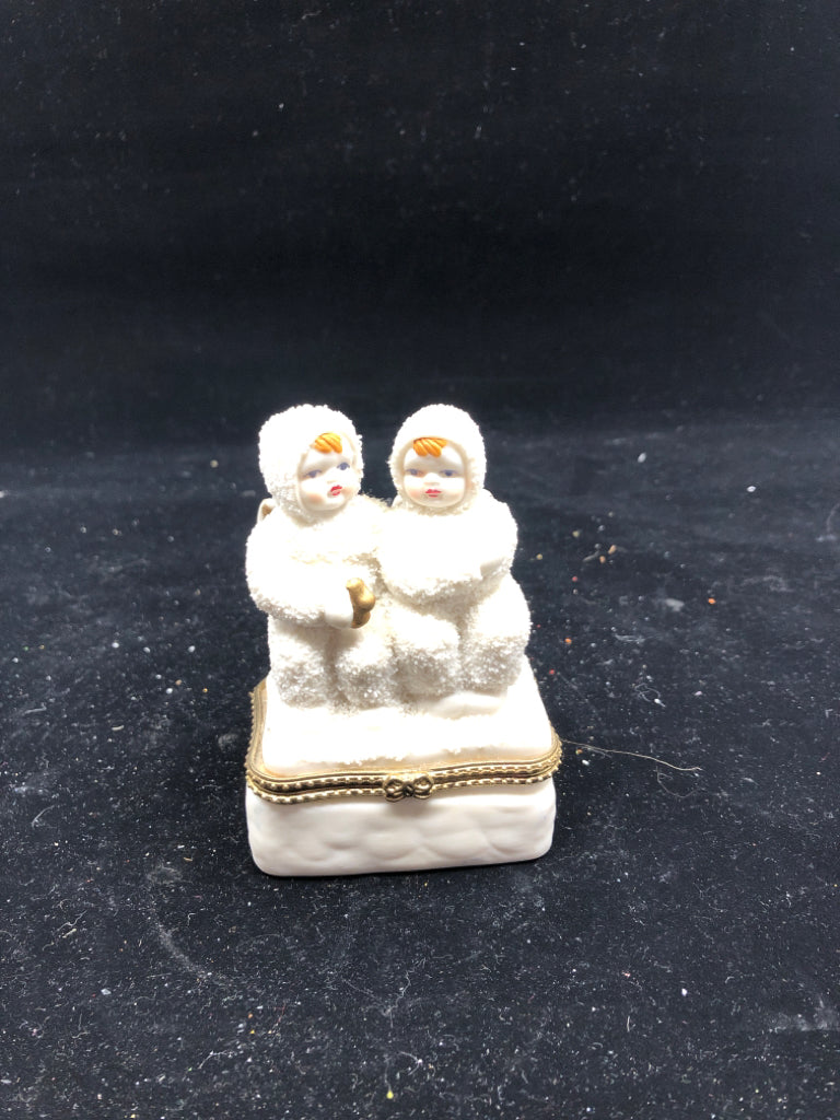 2 KIDS TRINKET BOX.