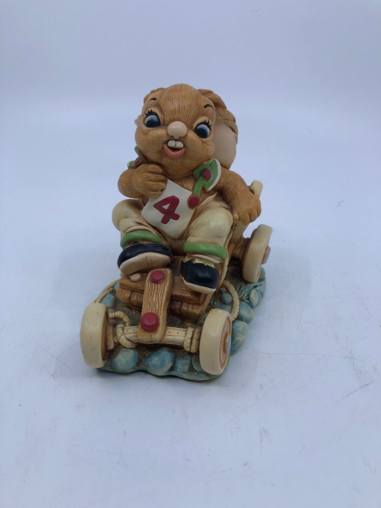 VTG PENDELFIN BUNNY HUMPHREY IN WHEELBARROW RACE CAR.