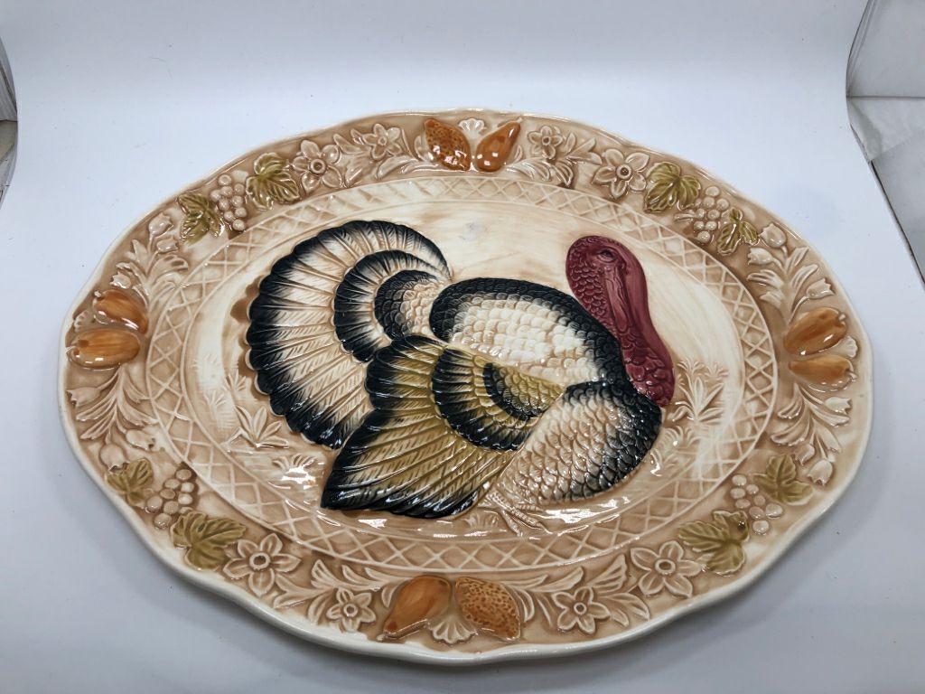 LARGE TURKEY PLATTER.