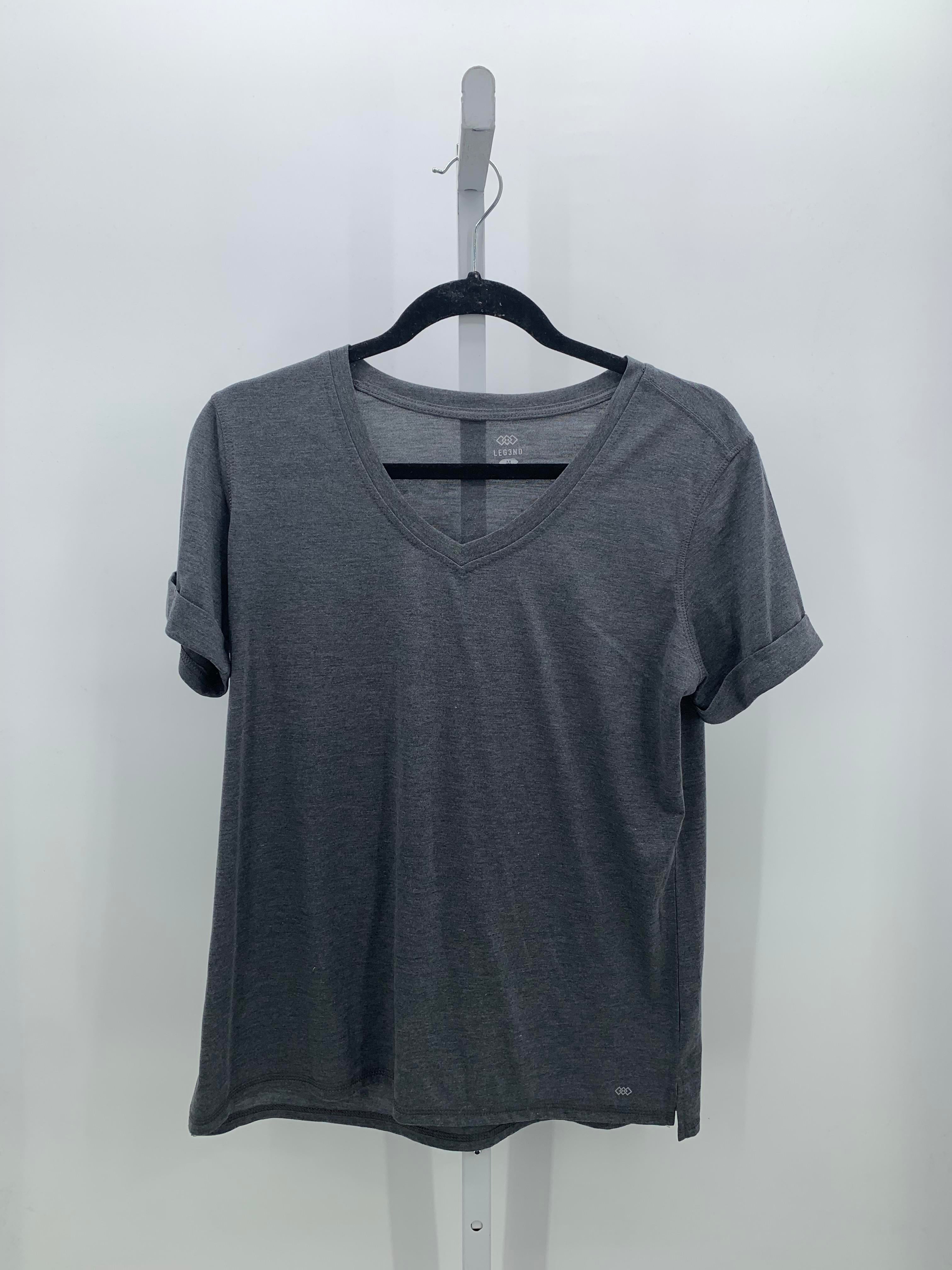 Size Medium Misses Short Sleeve Shirt