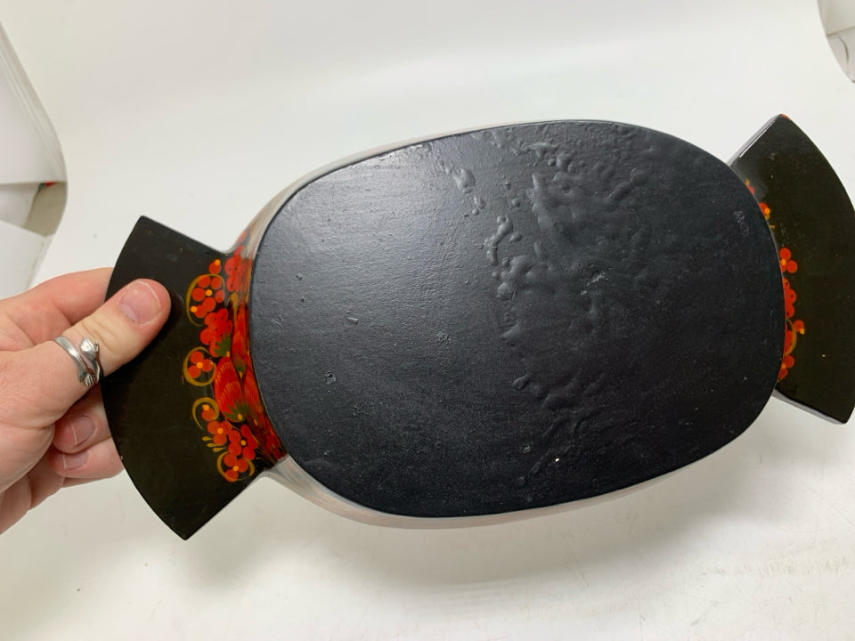RUSSIAN DETAILED WOOD PAINTED BOWL W/ STRAWBERRIES HANDLES.