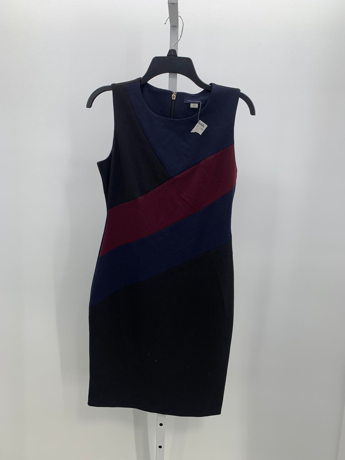 Tommy Hilfiger Size 4 Misses Sleeveless Dress