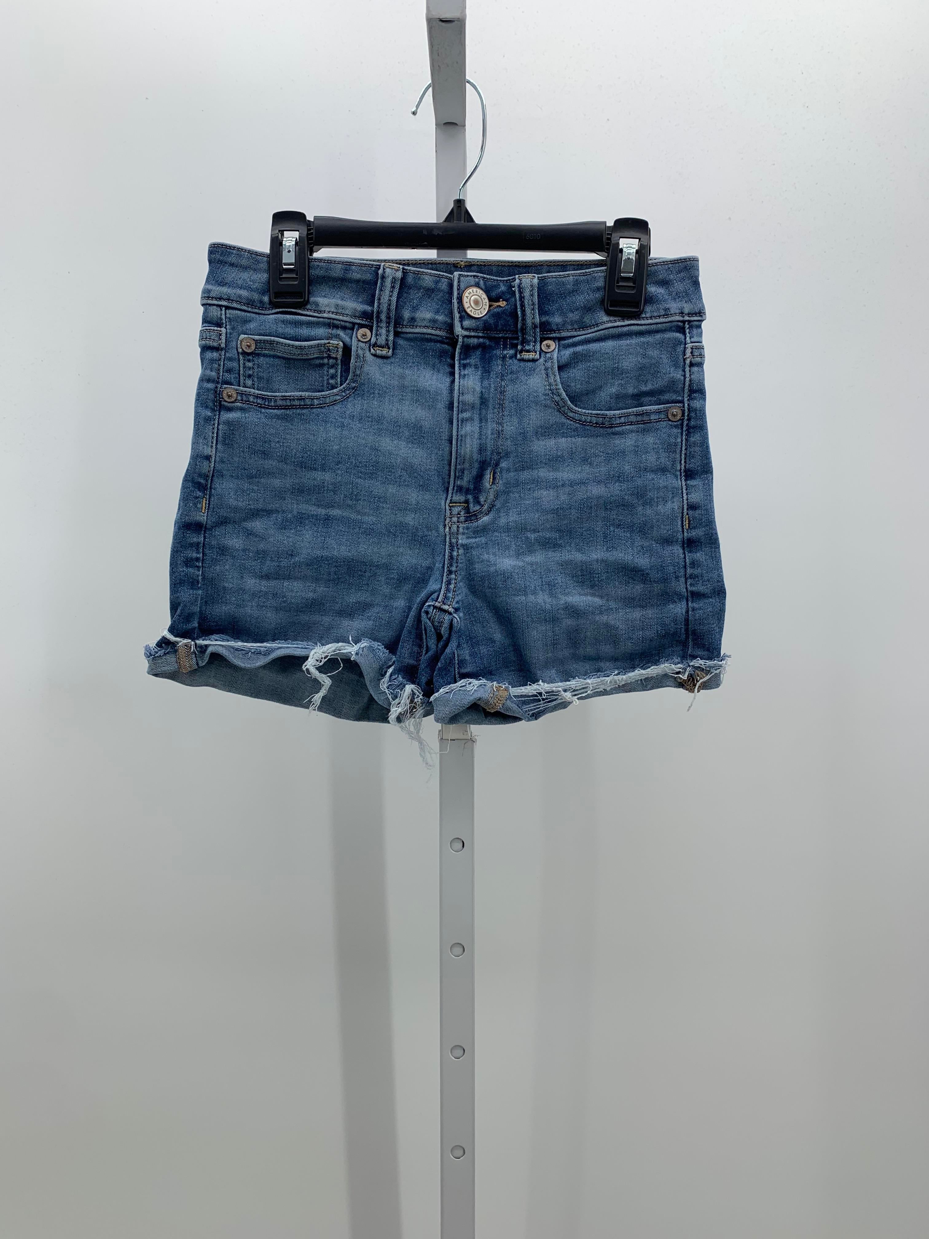 American Eagle Size 2 Juniors Shorts