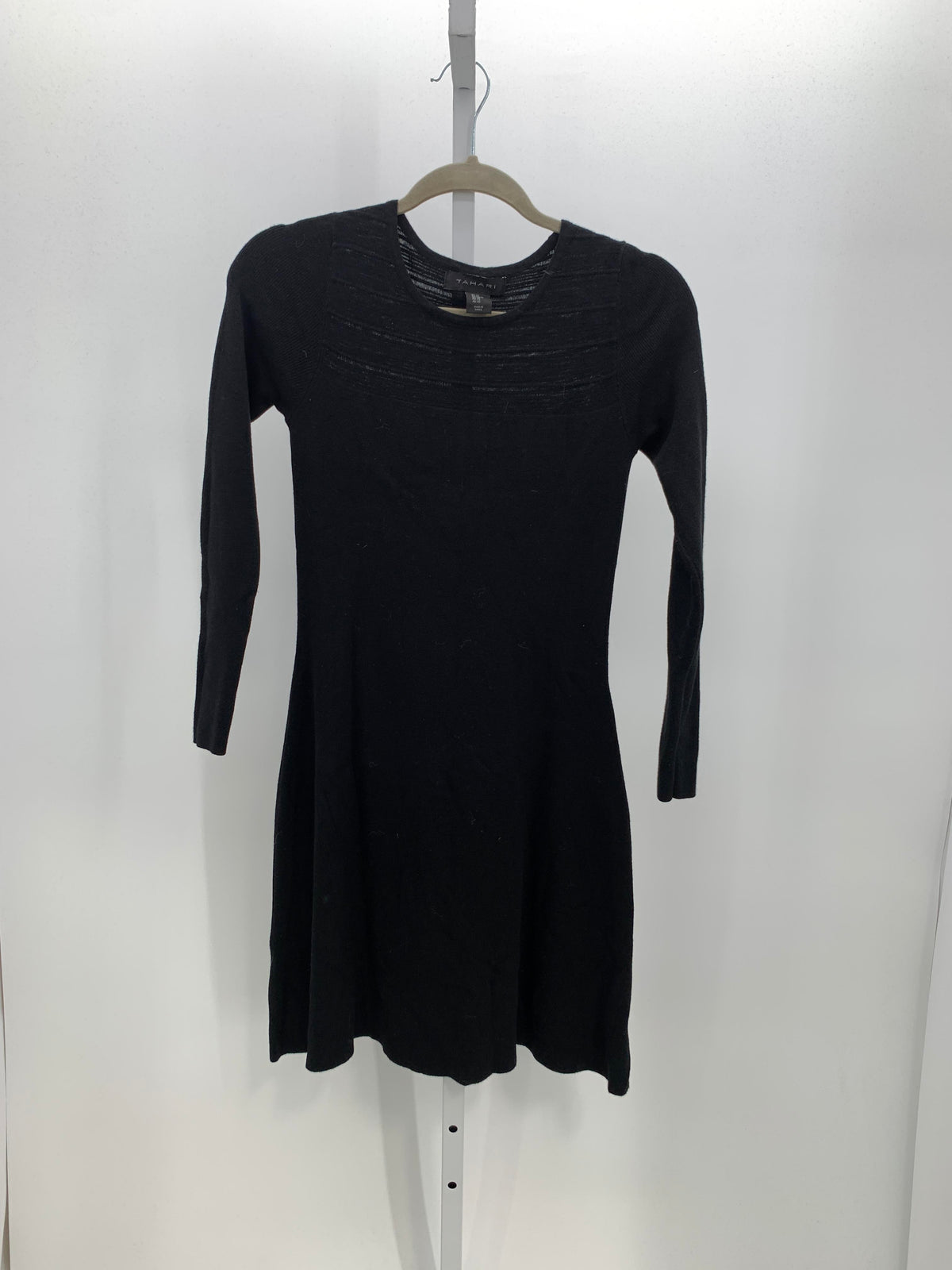 Tahari Size X Small Misses Long Sleeve Dress