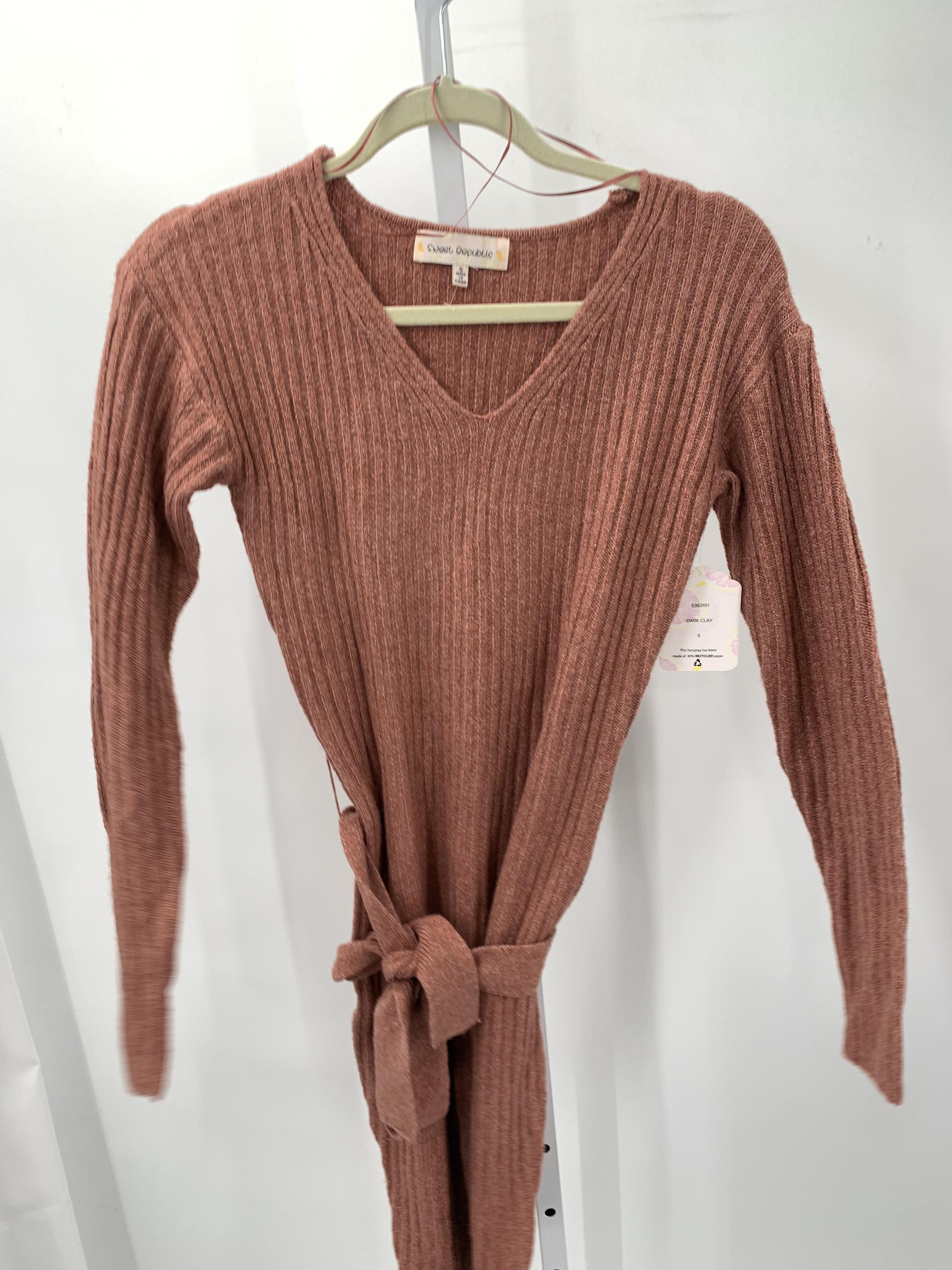 Size Small Juniors Long Sleeve Dress