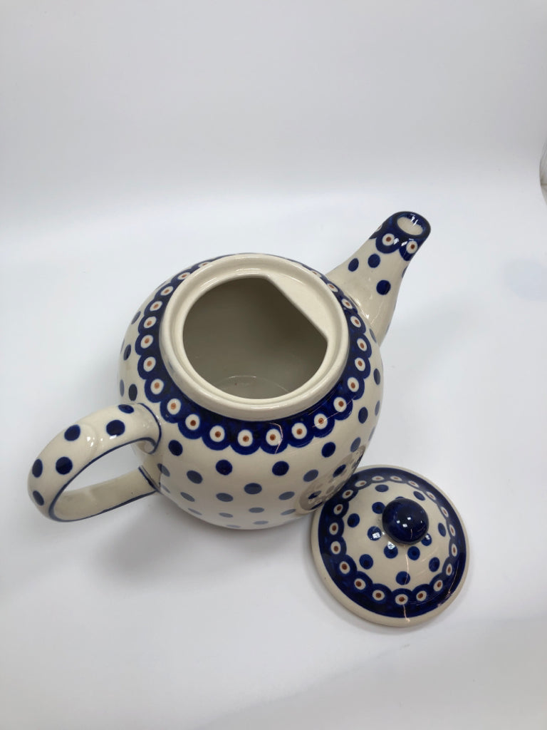 POLISH POTTERY TEAPOT W/LID.