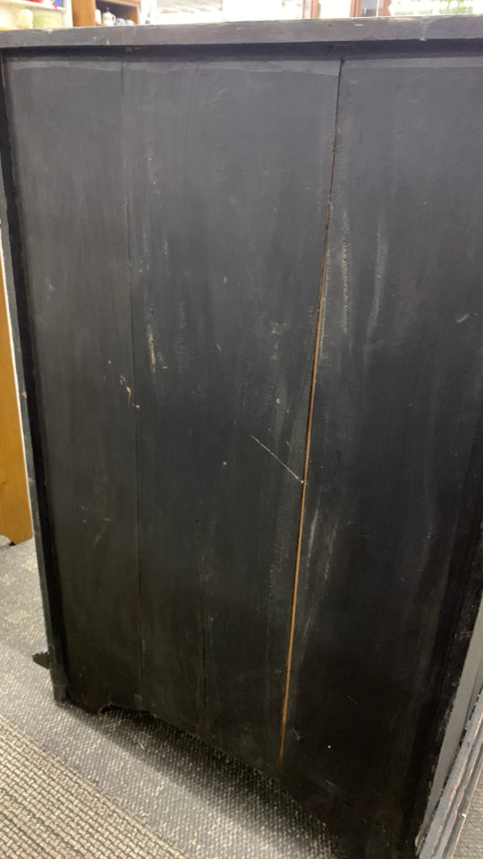 BLACK DISTRESSED CABINET W8 DRAWERS.