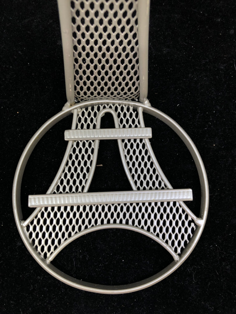 GREY EIFFEL TOWER METAL BANANA HOOK.