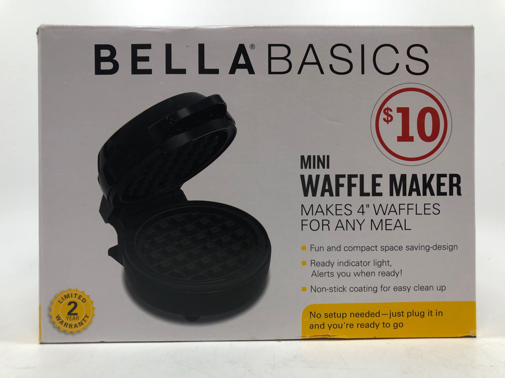NIB BELLA BASICS MINI WAFFLE MAKER.