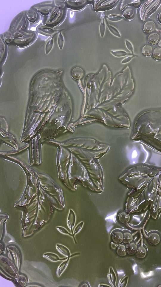 GREEN EMBOSSED BIRD/BRANCHES PLATE.