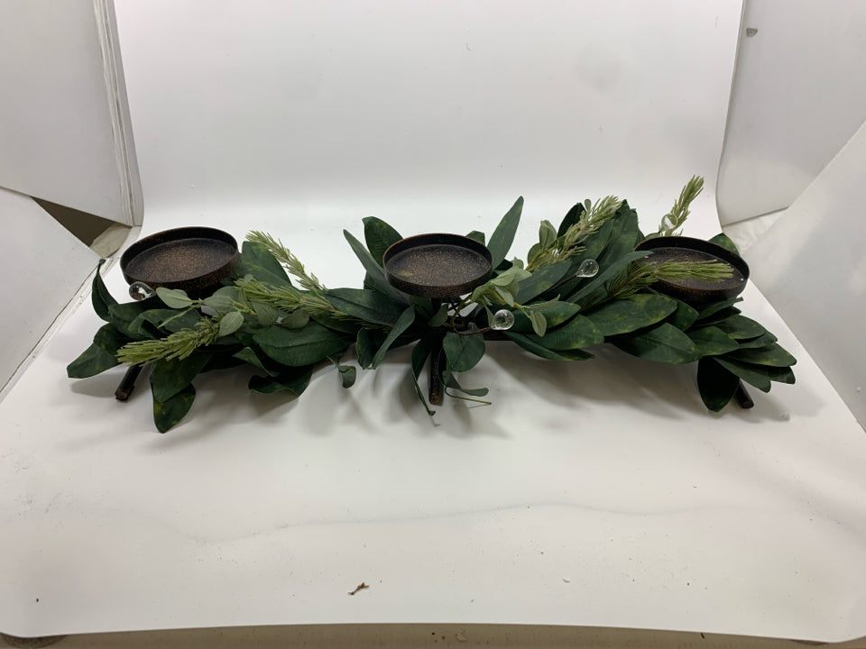 3-SPOT GREENERY & TEARDROP CANDLE HOLDER.