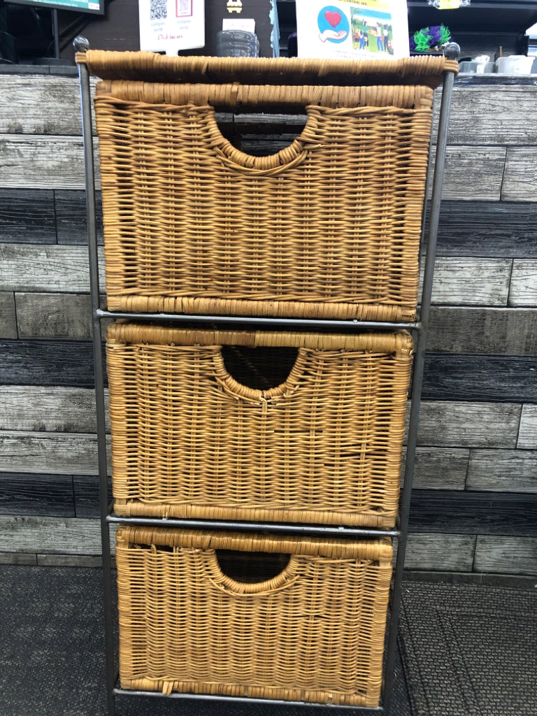 3 DRAWER WICKER STORAGE METAL FRAME.