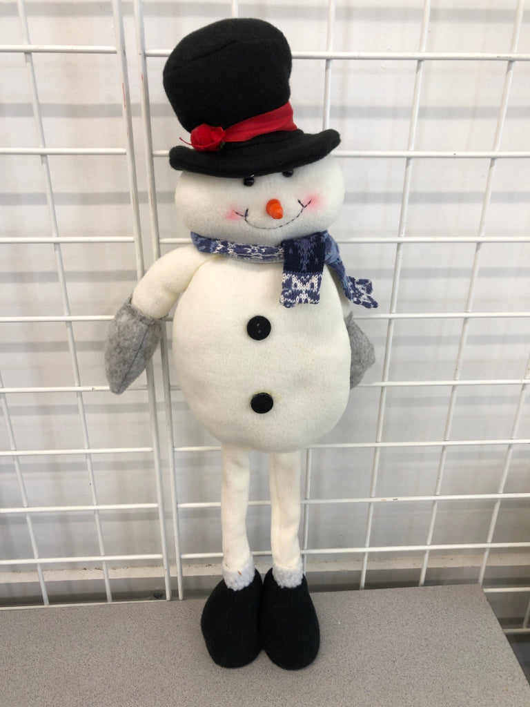 STANDING FABRIC SNOWMAN.