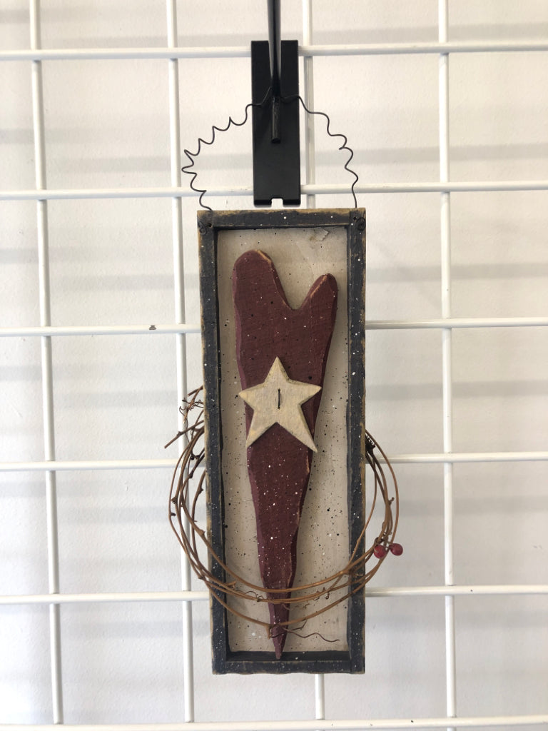 PRIMITIVE WOOD HEART WALL HANGING.