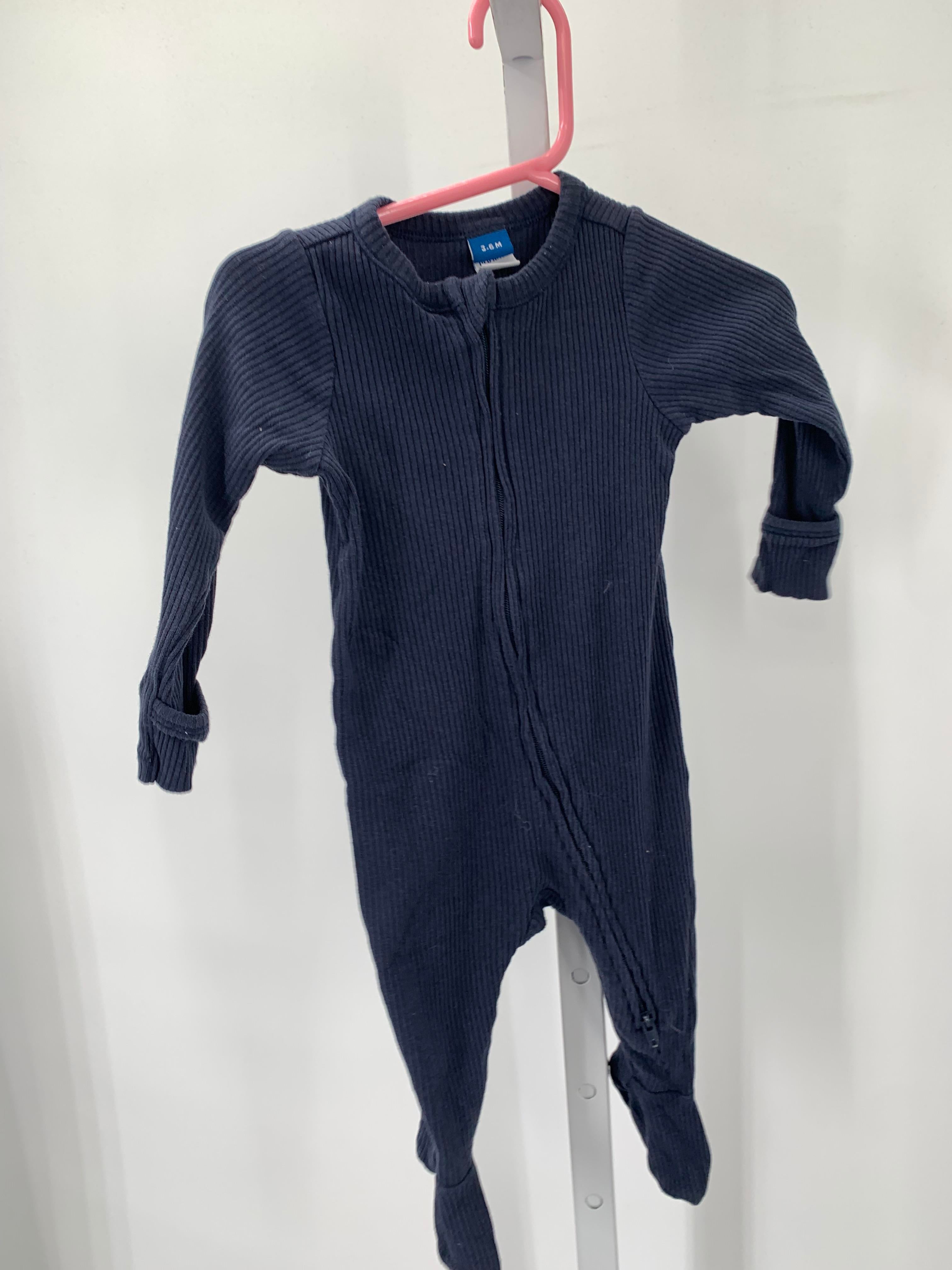 RIBBED ZIP KNIT