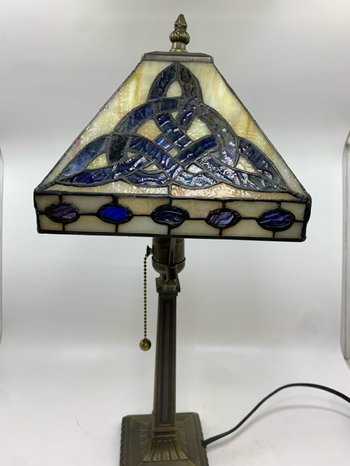 CELTIC STAINED GLASS LAMP.
