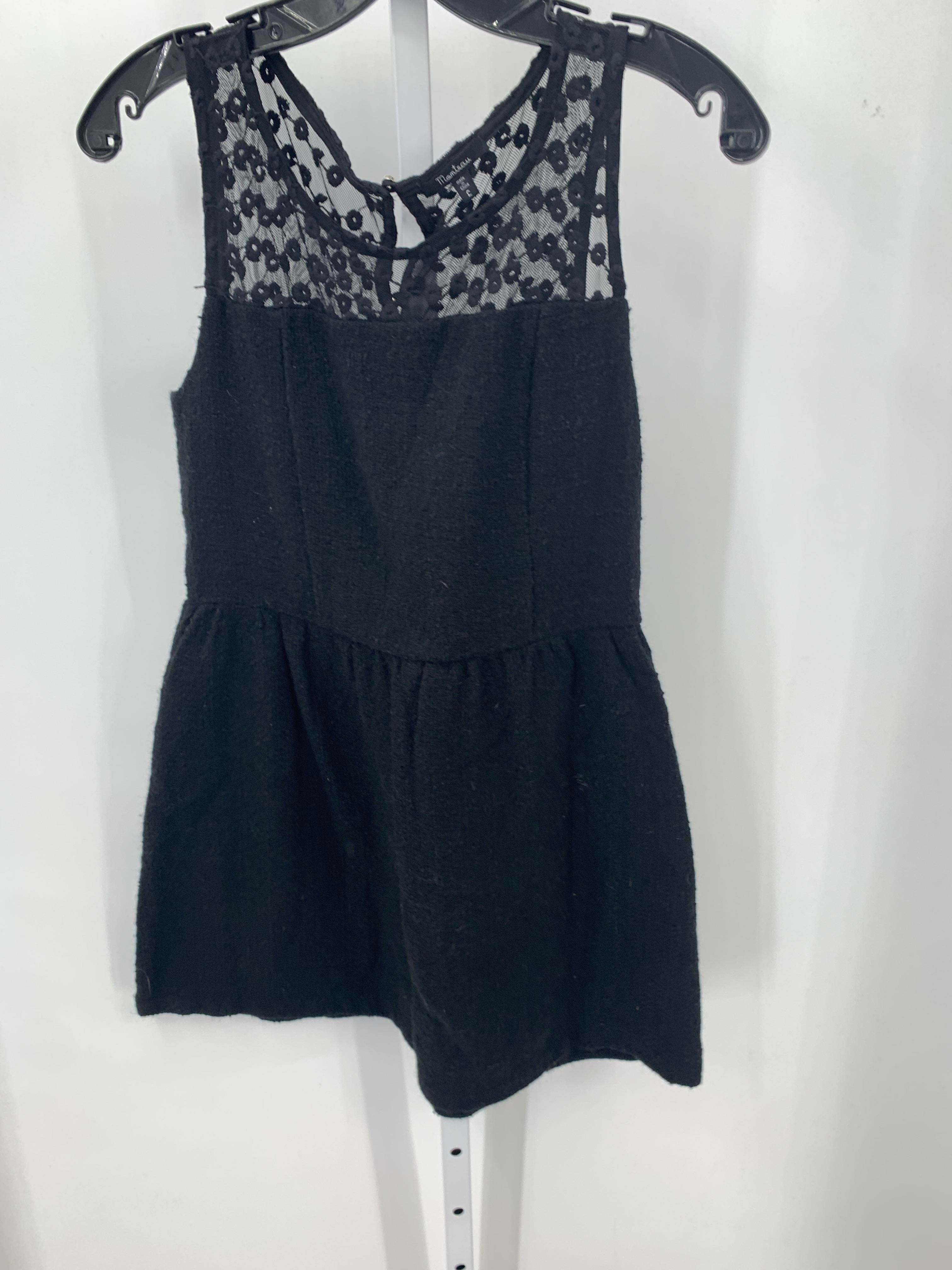 Size Large Juniors Sleeveless Dress