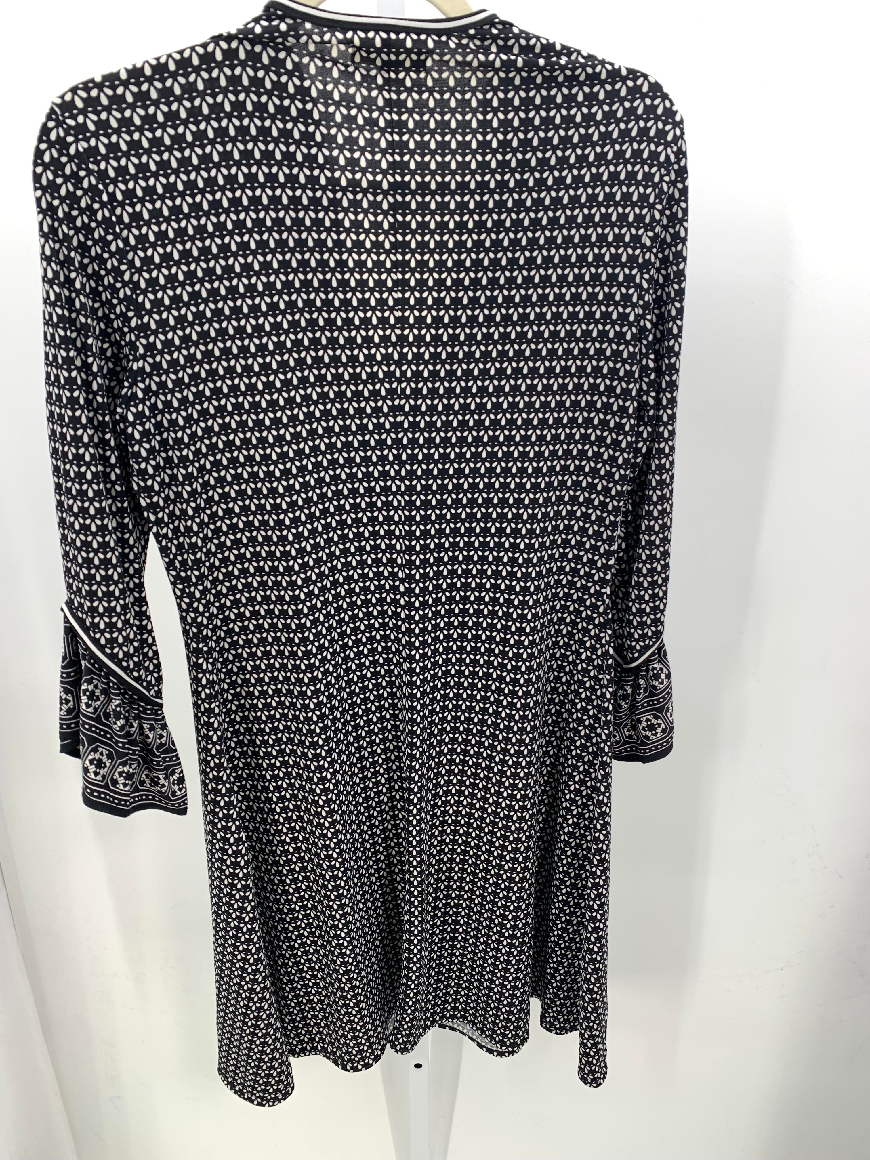 Max Studio Size Medium Misses 3/4 Sleeve Dress