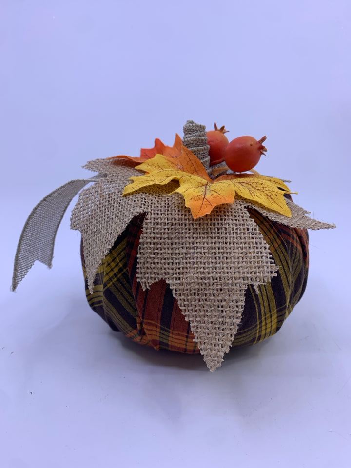 BROWN/ORANGE PLAID PUMPKIN.