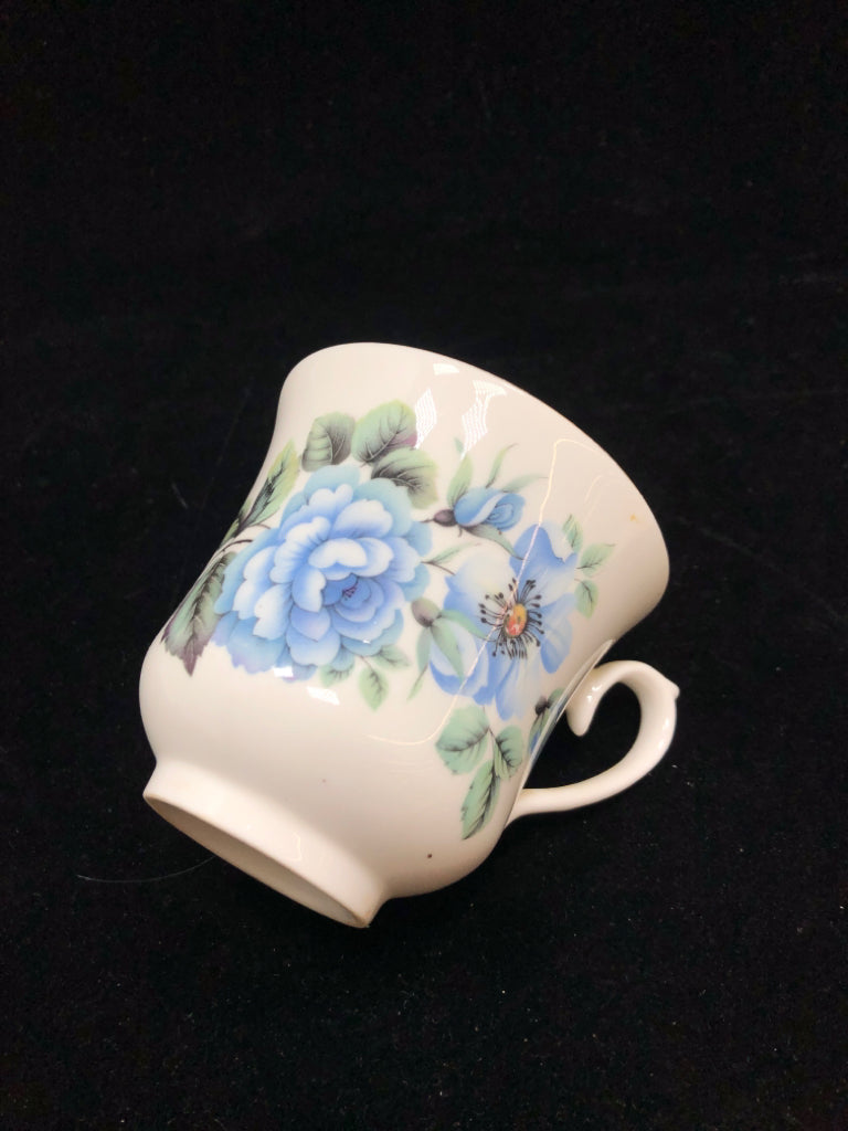 VTG BLUE BOUQUET TEACUP & SAUCER - QUEEN ANNE.