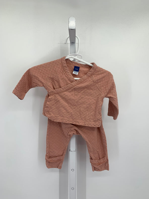 Old Navy Size 0-3 months Girls 2 Pieces