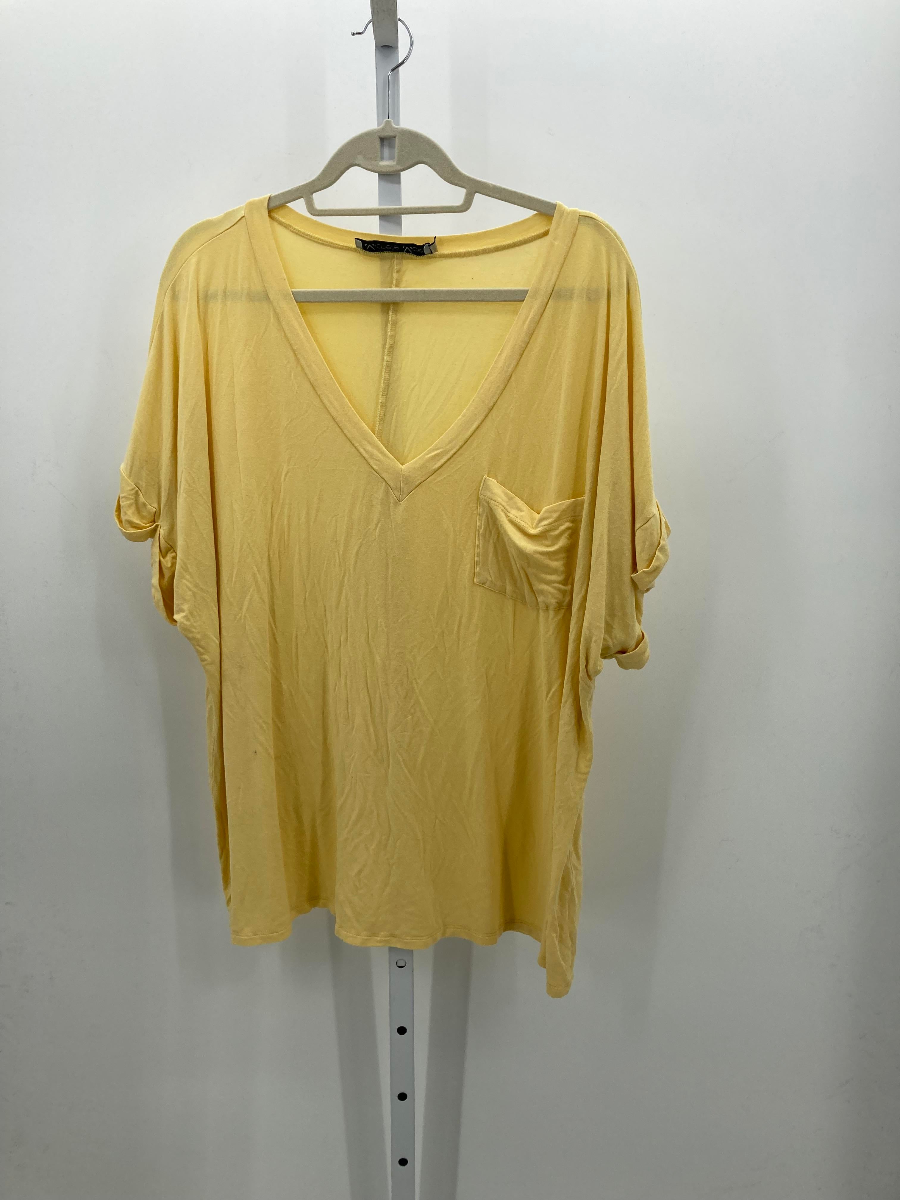 Size XXL Misses Short Sleeve Shirt