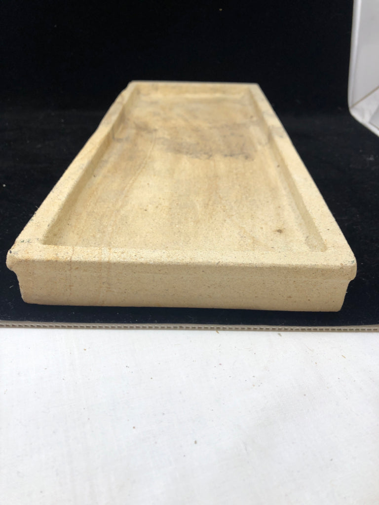 HEAVY RECTANGLE STONE TRAY.
