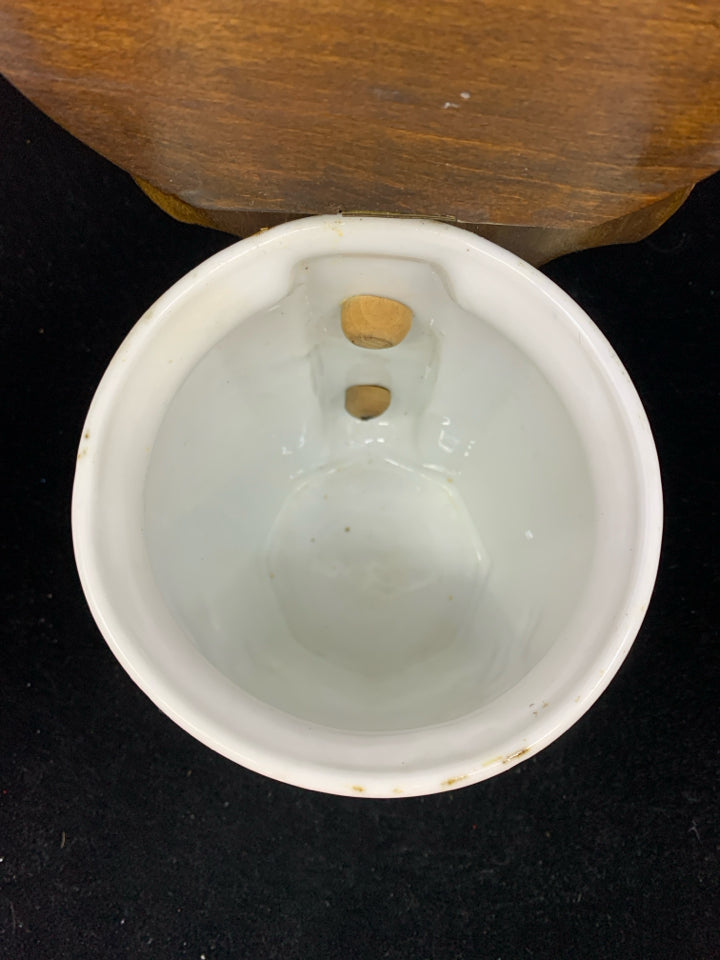 VTG WHITE MEHL (FLOUR) DARK WOOD WALL HANGING.