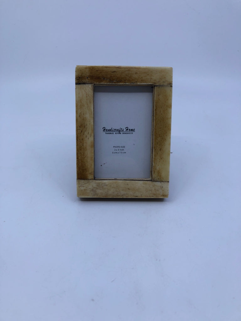 WOOD PICTURE MINI FRAME RECTANGLE.
