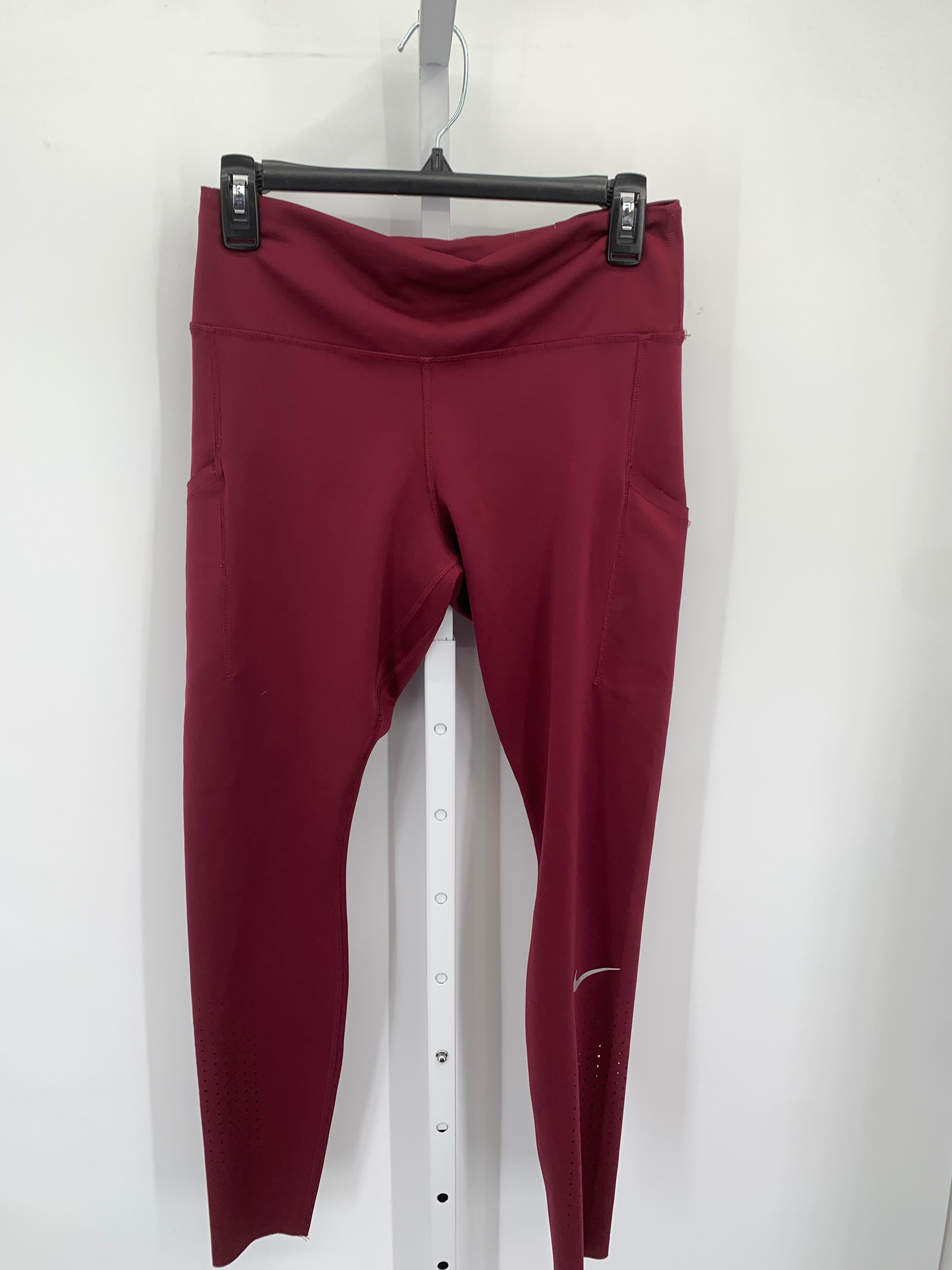 Nike Size Large Misses Leggings