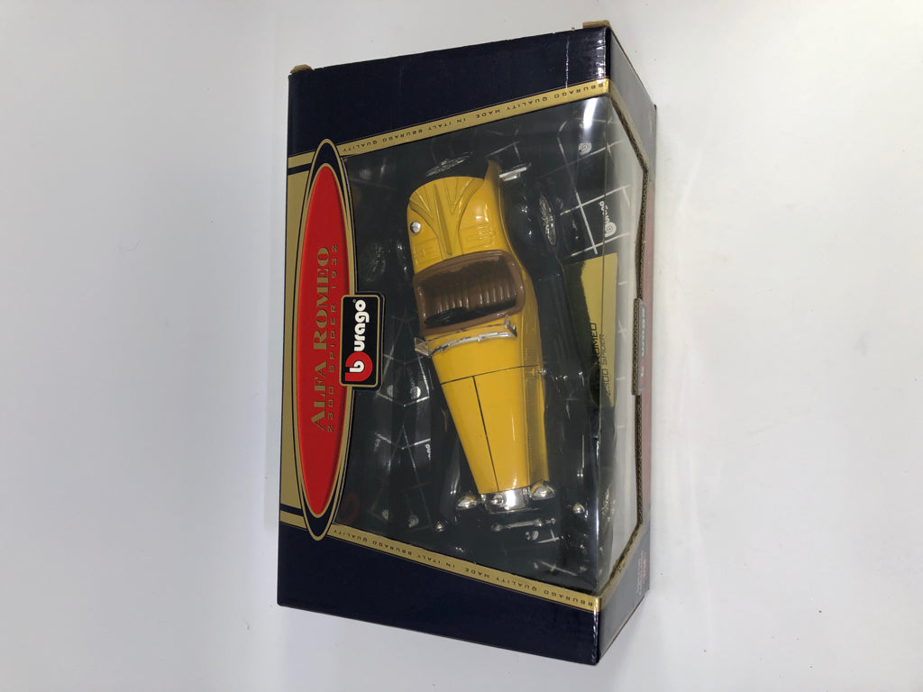 NIB ALFA ROMEO 2300 SPIDER YELLOW CAR.