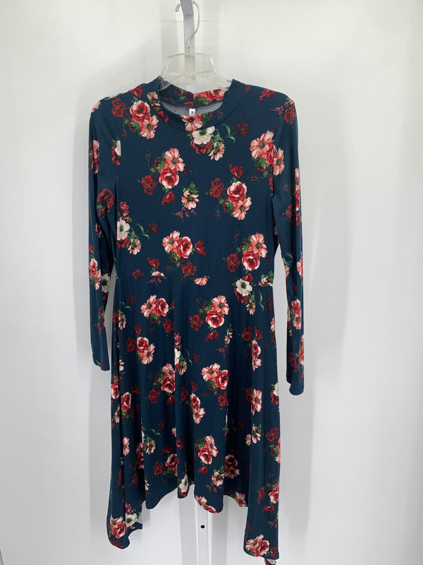 Size Small Misses Long Sleeve Dress