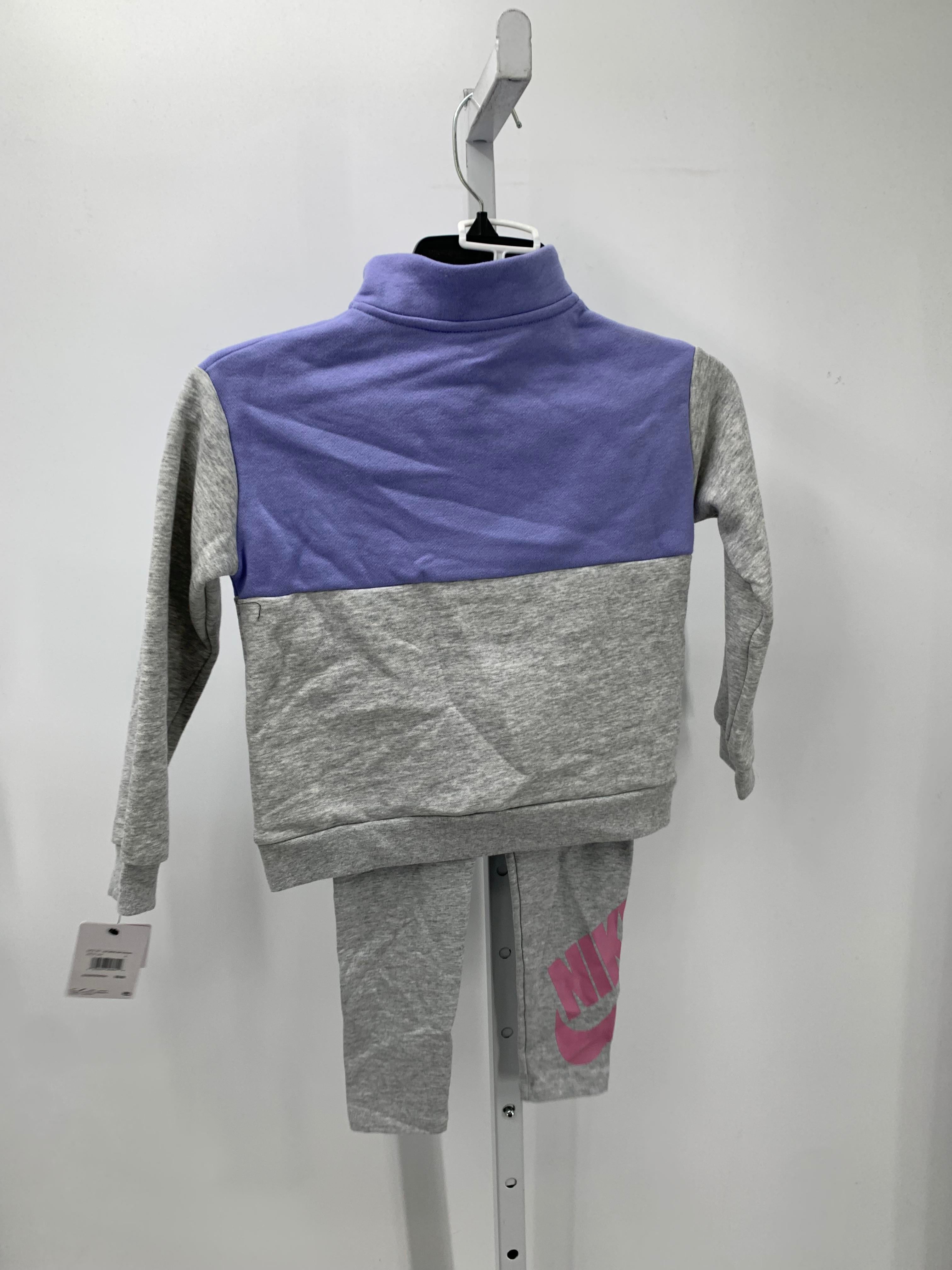 Nike Size 6 Girls 2 Pieces