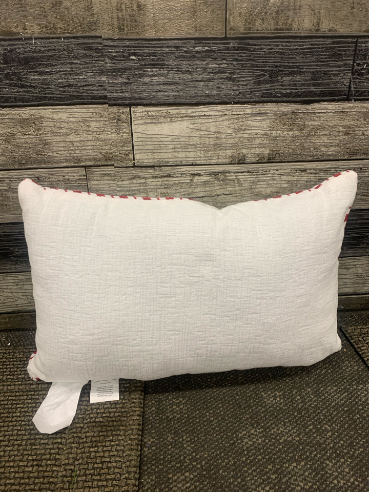 FLUFFY HOLIDAY THROW PILLOW.