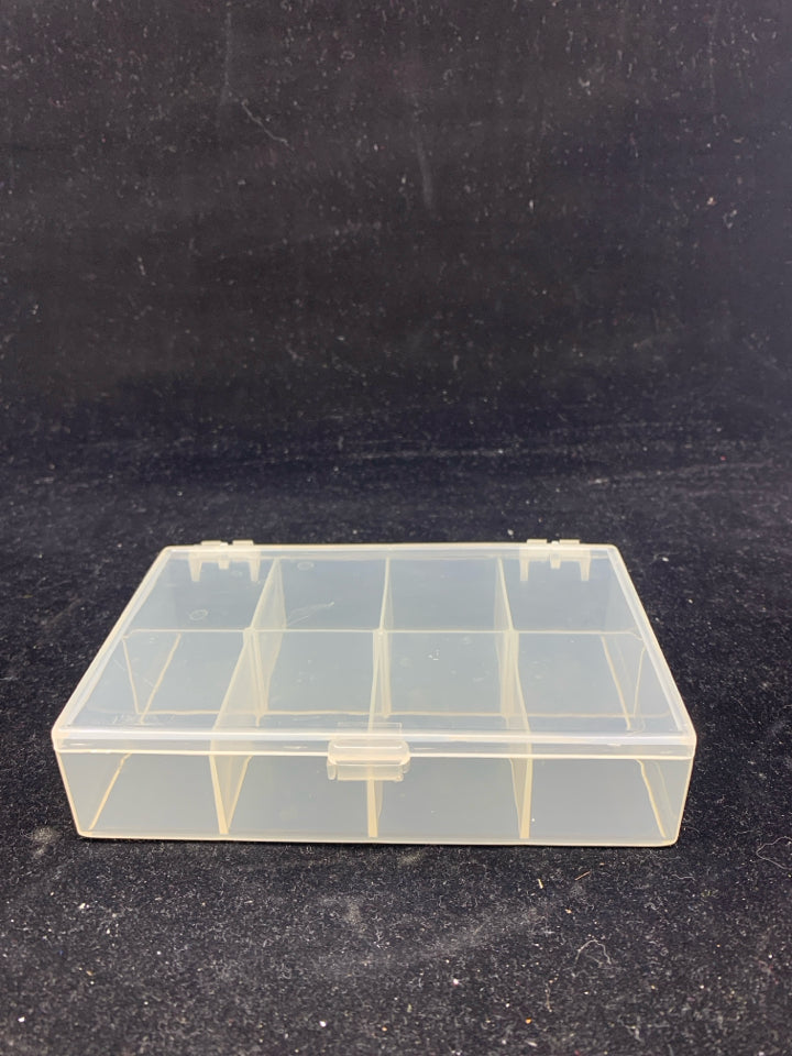 PLASTIC 8 CUBBY BEAD ORGANIZER.