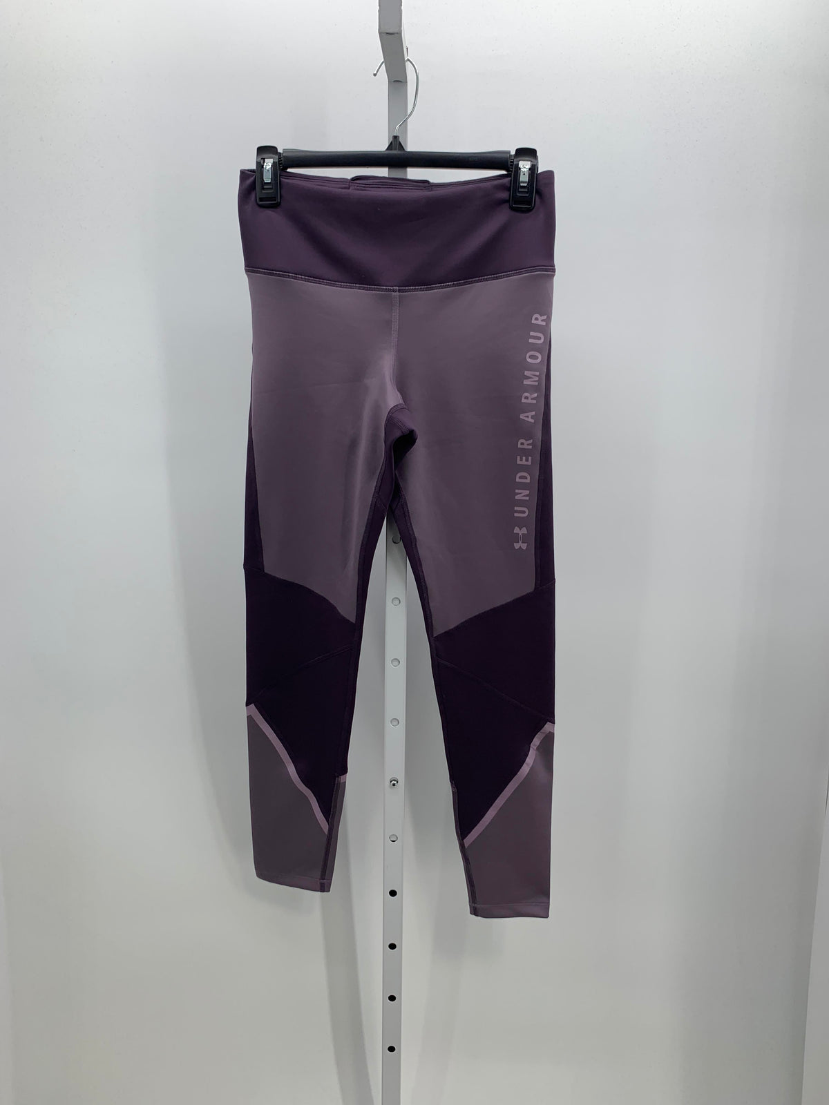 Under Armour Size Medium Misses Leggings
