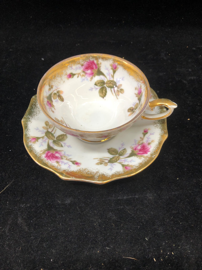 VTG GOLD ACCENT ROSE TEACUP AND SAUCER.