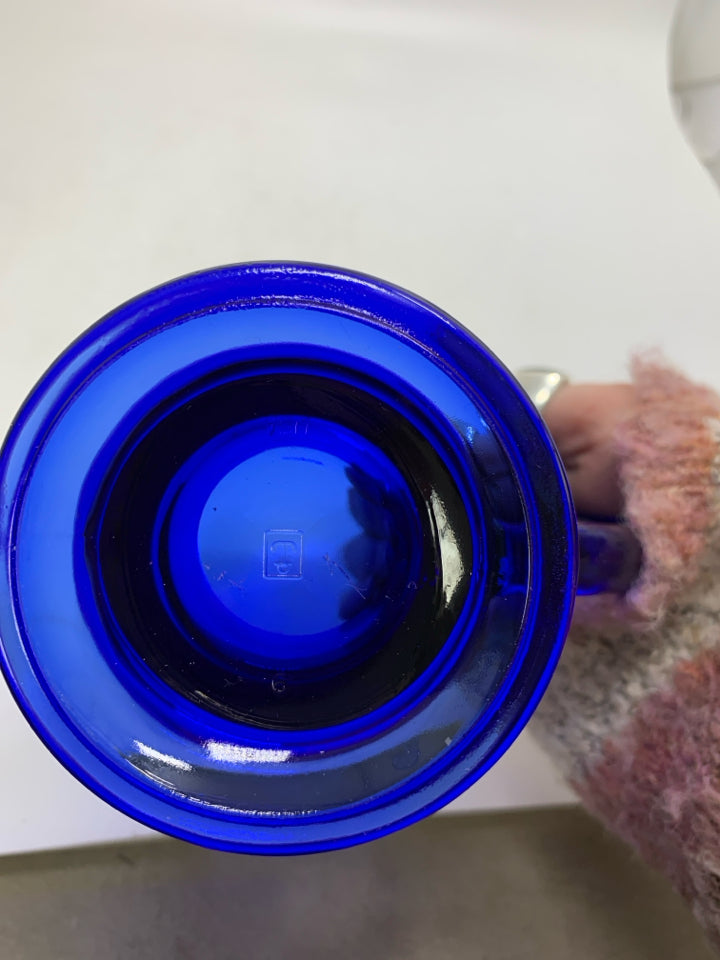 VTG ETCHED STARBUCKS COBALT BLUE FOOTED GLASS MUG.
