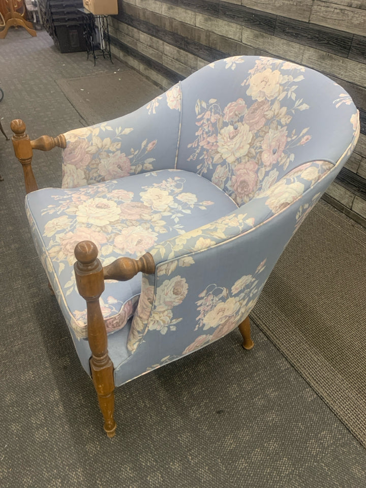 LT BLUE FLORAL ACCENT CHAIR, WOOD SPINDLE LEGS.