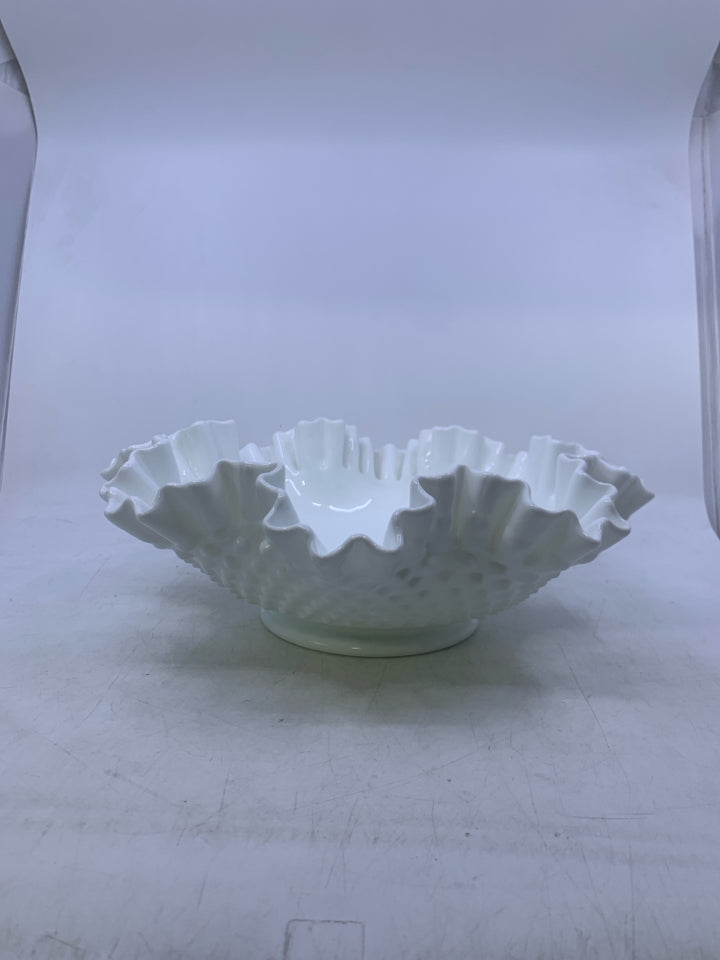 VTG MILK GLASS HOBNAIL CRIMPED RUFFLED EDGE BOWL.