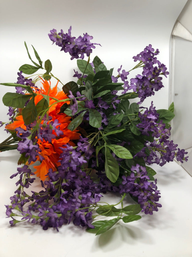 FAUX PINK/ORANGE BOUQUET W/PURPLE.