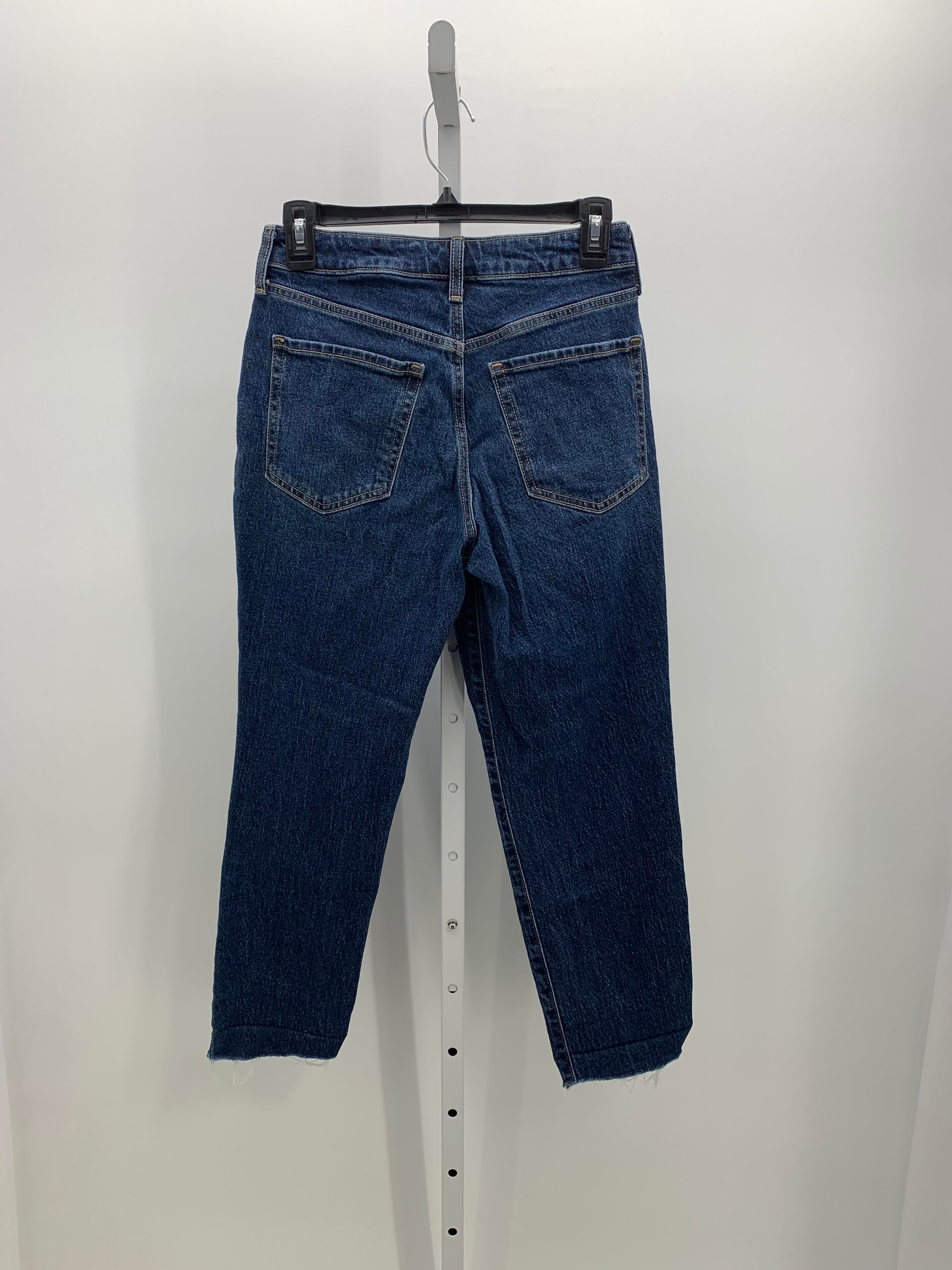 Old Navy Size 2 Misses Cropped Jeans