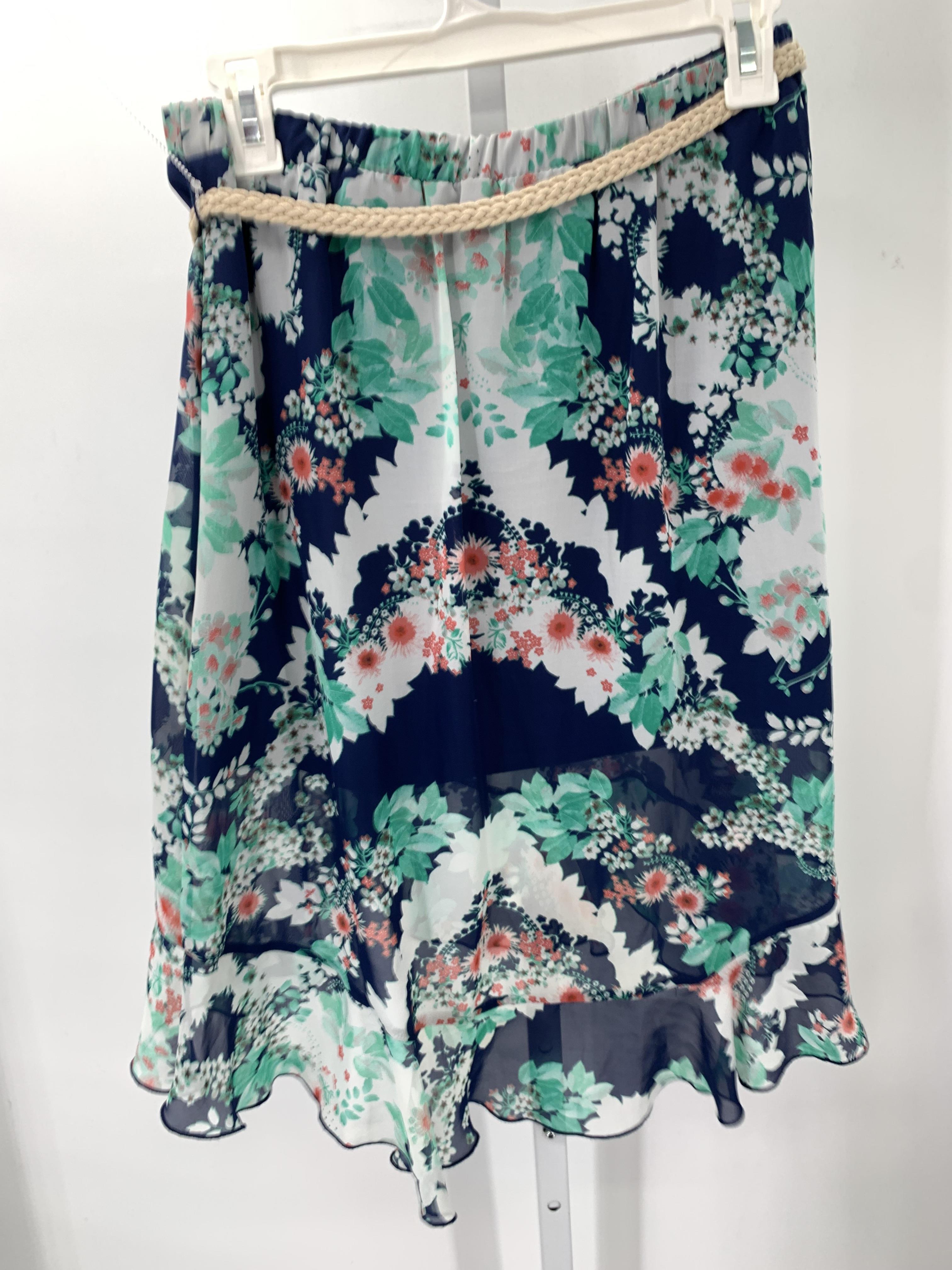By & By Size Medium Juniors Skirt