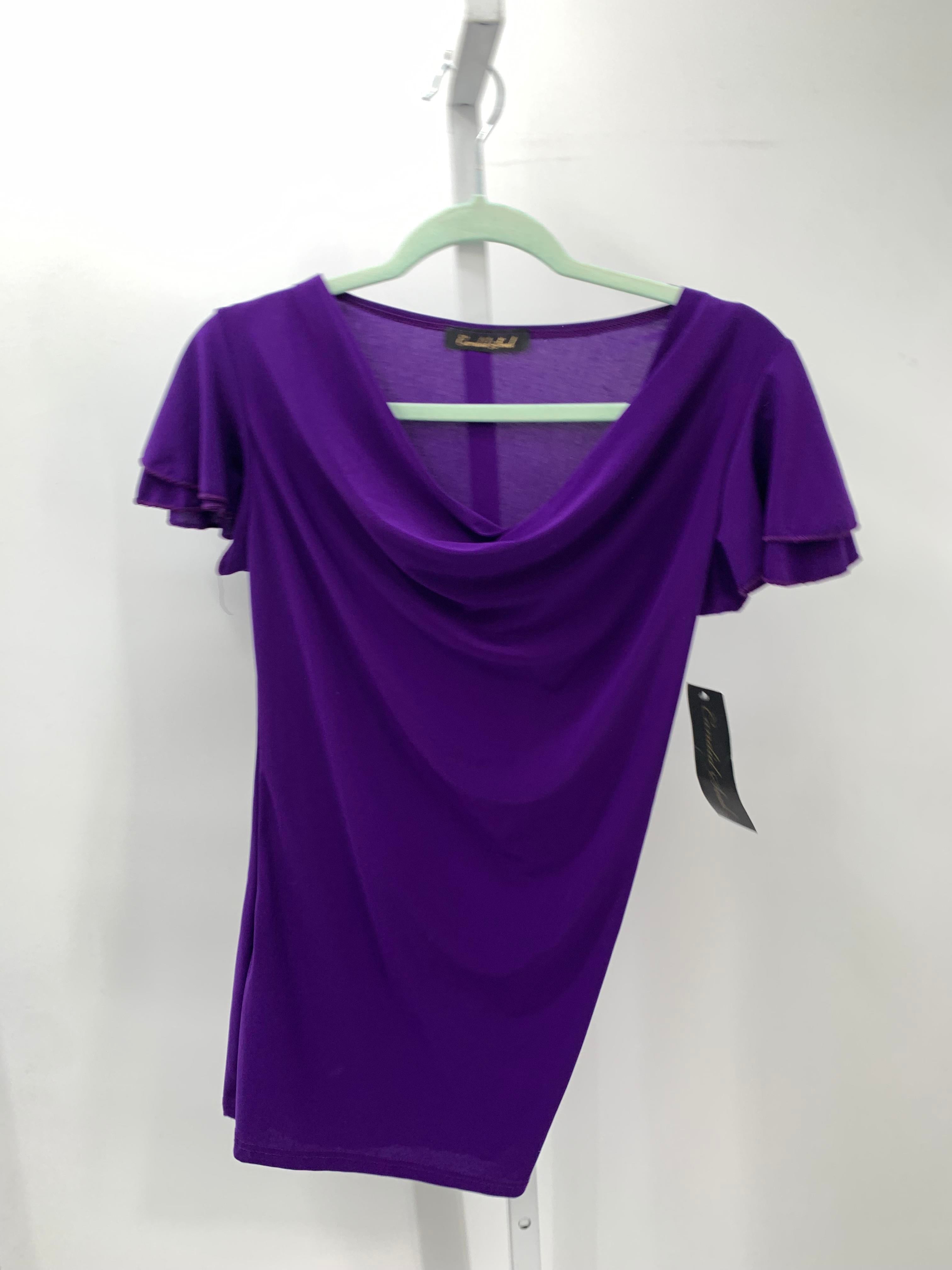 Size Small Misses Short Sleeve Shirt